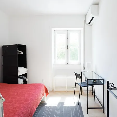 Pensión Porto Studios *