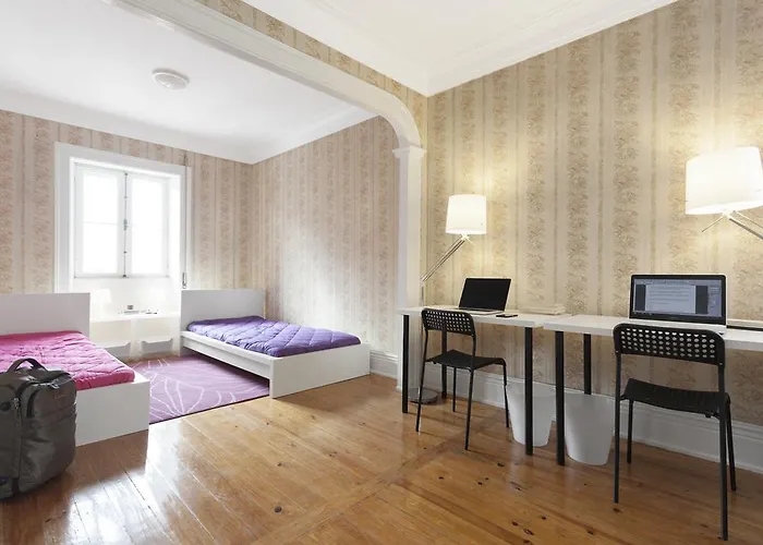 Porto Studios Гостевой дом Порту